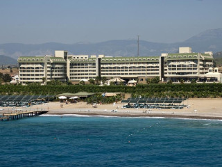 Vita Silva Hotel (ex Amelia Beach Resort Hotel)