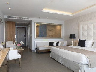 Boutique 5 Hotel and Spa - Adults Only