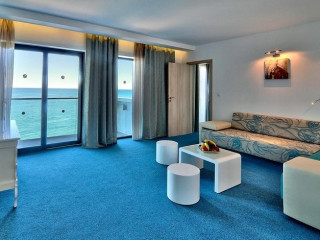Grifid Metropol - Adults Only 16+