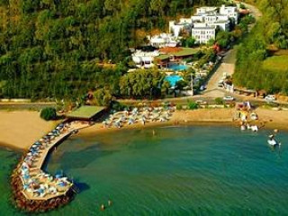 GOLDEN BEACH HOTEL