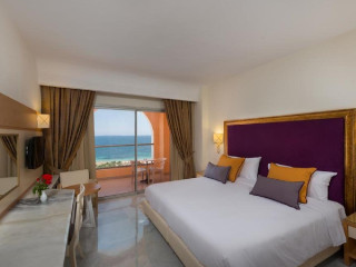 MARHABA PALACE (Seniori si Non Seniori)