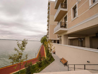 SOLID RESIDENCE MAMAIA cm