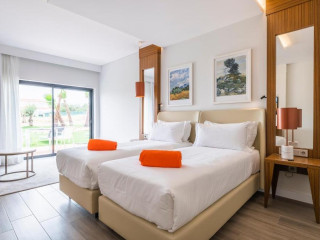 Regency Salgados Hotel  