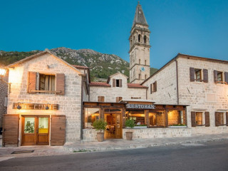 Hotel Conte (Perast Kotor)