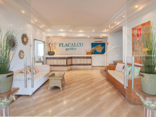 Petit Garden Hotel by Flacalco