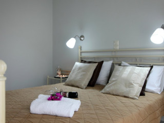 Nidri Bay Studios (Nidri)