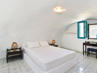 Nissia Apartments