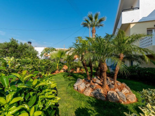 Dedalos Hotel (Mallia)