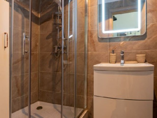 Apartamente Miramare Alezzi CMP