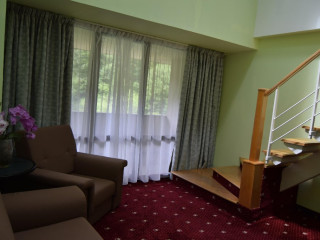 HOTEL MARA