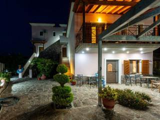 Artemis Luxury Apartaments Anaxos