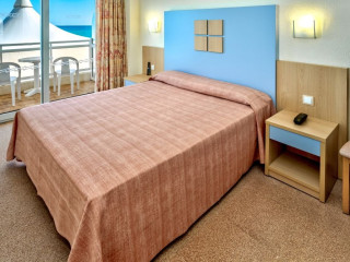 Caprici Beach Hotel and Spa (R)