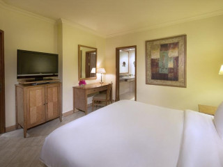 Doubletree By Hilton Sharks Bay (ex Hilton Sharks Bay Resort)