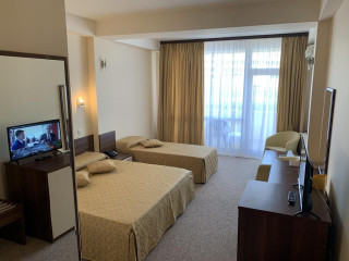 Palace Mezotermale CM