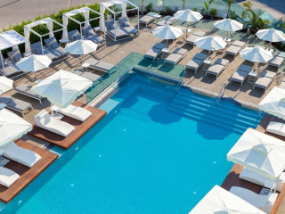 The Blue Ivy Hotel and Suites