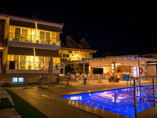 Nikiti Comfort Halkidiki