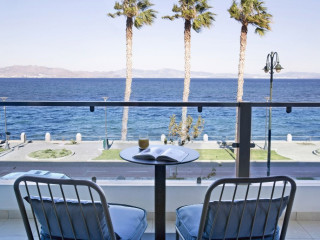 KoSea Boutique Hotel