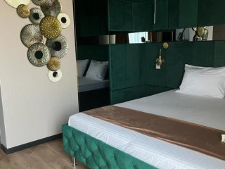 CAMERE DE INCHIRIAT AMAZE.