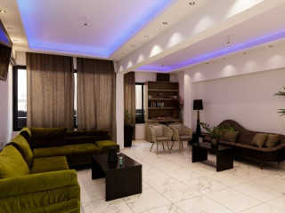 Kahlua Hotel and Suites