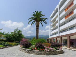 Cronwell Platamon Resort