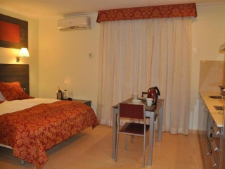 Casablanca Suites (adults only)