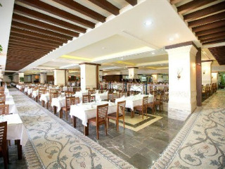 GRAND PEARL BEACH RESORT SPA