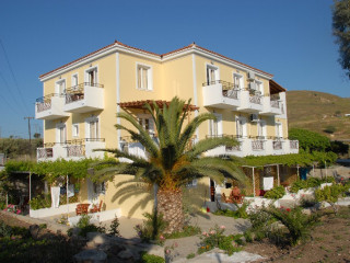 Erifilly APTS Studios (Molivos)