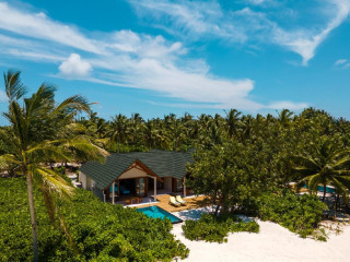 Furaveri Island Resort and Spa 