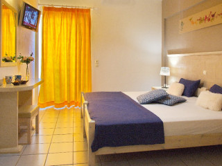 Maria Rousse Hotel Crete Altino (Mallia)