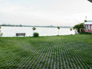 Diamond View Apartments