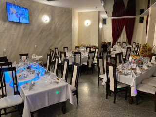 VILA TELECONSTRUCTIA.