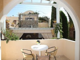 Dioskouri Art Villas (Kamari - Santorini) 