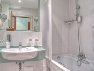 Hotel Rivijera (Petrovac)