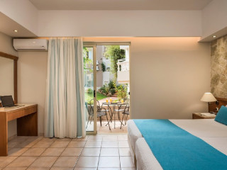 Simons Boutique Hotel