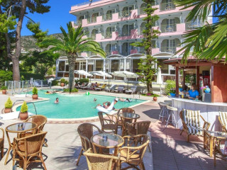 Tolon Holidays Hotel (Tolo, Argolis)