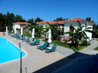 Kalloni Village