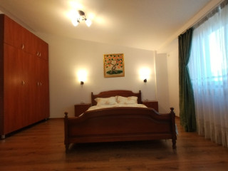 La AMY.. (PANGARATI)