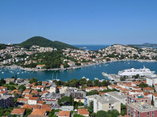 Adria (Dubrovnik)