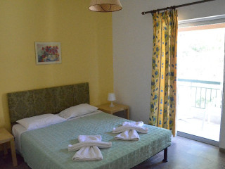 CORIFO VILLAGE (Acharavi) (C)