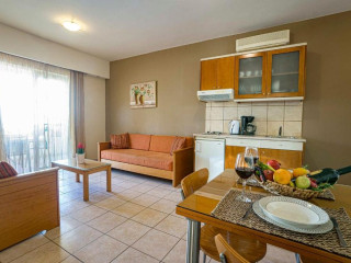 Helios Apartments (K)