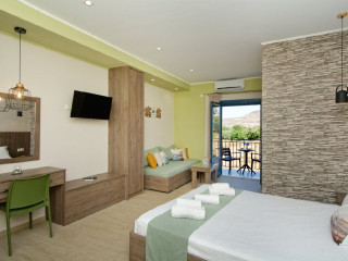 Shining Star Studios Petra