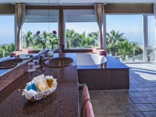 PLAYABELLA (Estepona)