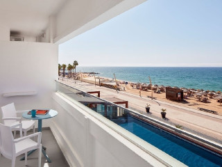 Dom Jose Beach Hotel