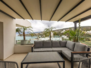 Lazar Lux Beach Walk Apartment Suites 