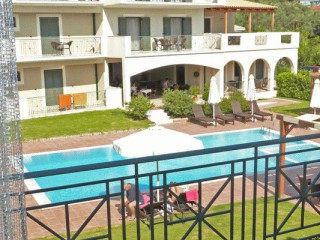 Eleana Hotel (Nikiana) (F)