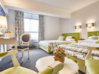 Hotel Continental Forum