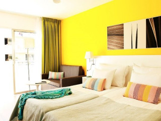 Coral California - Adults Only 16+