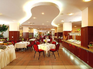 CAVO ORIENT BEACH HOTEL