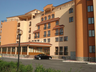 Happy Apart Hotel