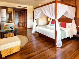 Le Jadis Beach Resort and Wellness (ex Angsana Balaclava)